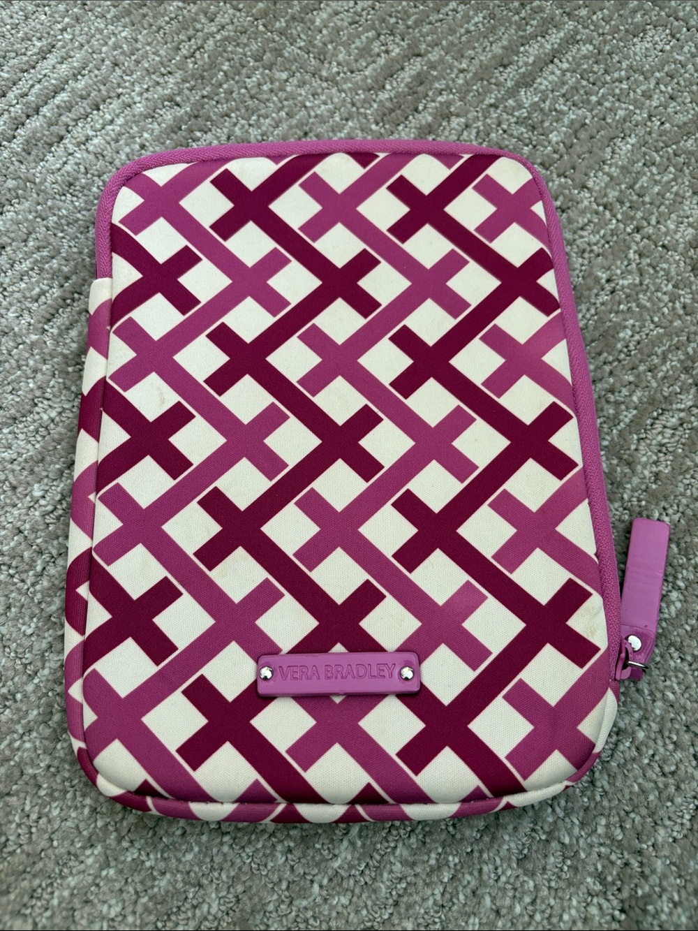 Vera Bradley Fuchsia & Magenta Lattice Tablet Sleeve